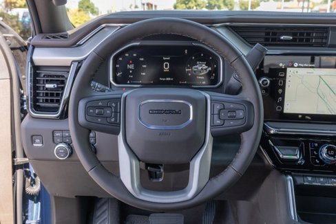New 2026 GMC Sierra 3500 Denali w/ Denali Reserve Package image 17