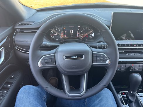 New 2026 Jeep Compass Latitude image 14