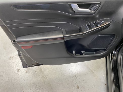 Used 2025 Ford Escape ST-Line Select image 22