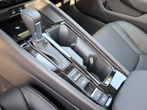 New 2025 Honda Accord Touring image 7
