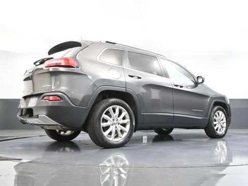 Used 2017 Jeep Cherokee Limited w/ Trailer Tow Group image 46