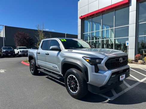 Certified 2024 Toyota Tacoma TRD Off-Road image 1