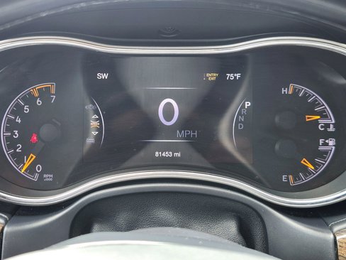 Used 2017 Jeep Grand Cherokee Summit image 28