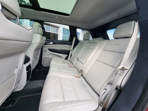 Used 2017 Jeep Grand Cherokee Summit image 40