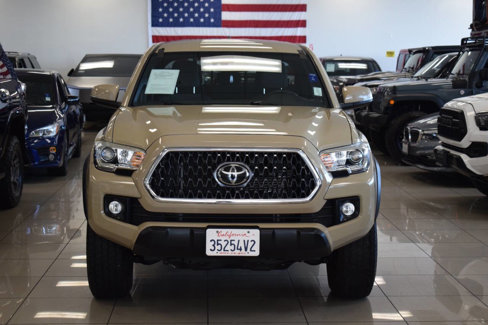 Used 2019 Toyota Tacoma TRD Off-Road w/ Technology Package image 3