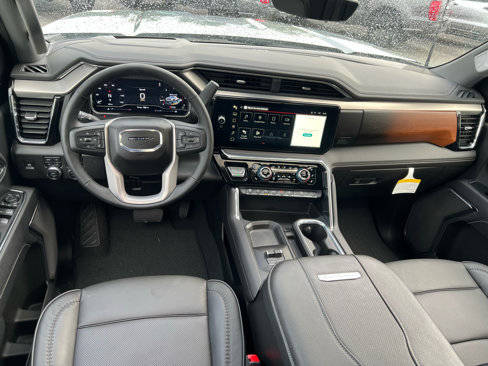 Used 2025 GMC Sierra 3500 Denali w/ Denali Reserve Package image 30