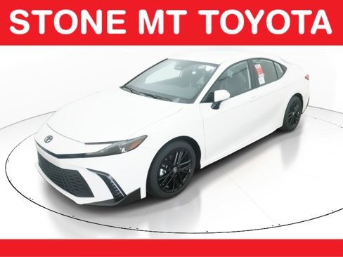 New 2026 Toyota Camry SE image 1