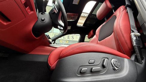 Used 2024 Genesis GV70 2.5T w/ Sport Prestige Package image 11