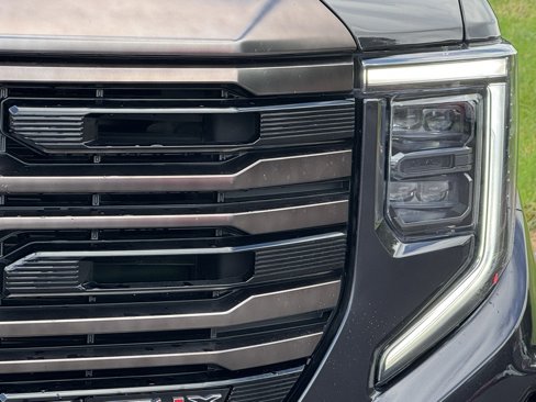 Used 2022 GMC Sierra 1500 AT4X image 5