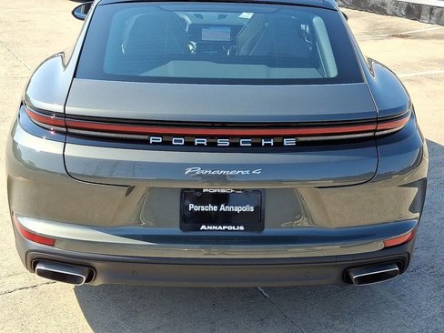 New 2025 Porsche Panamera 4 image 7