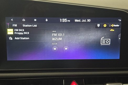 Used 2024 Kia Niro EX Touring image 17