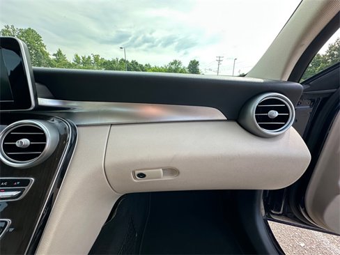 Used 2017 Mercedes-Benz C 300 Sedan image 16