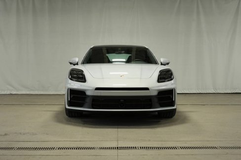 New 2025 Porsche Panamera 4 image 12