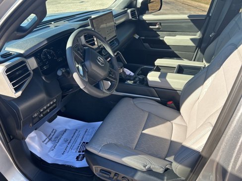 New 2025 Toyota Tundra Limited image 11