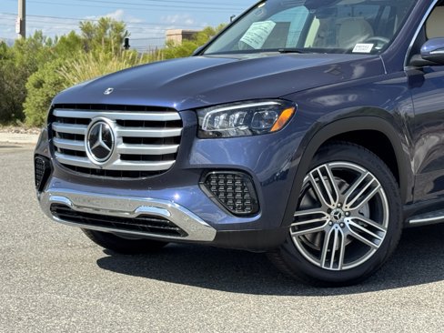 New 2026 Mercedes-Benz GLS 450 4MATIC image 3
