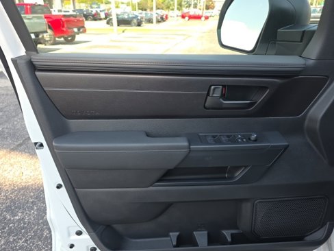 New 2026 Toyota Tundra SR image 13
