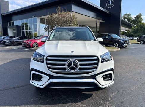 New 2026 Mercedes-Benz GLS 450 4MATIC image 2