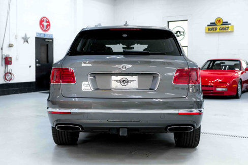 Used 2018 Bentley Bentayga image 8