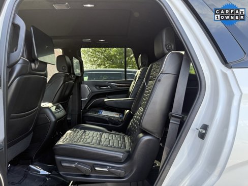 Used 2022 Cadillac Escalade Sport Platinum image 19