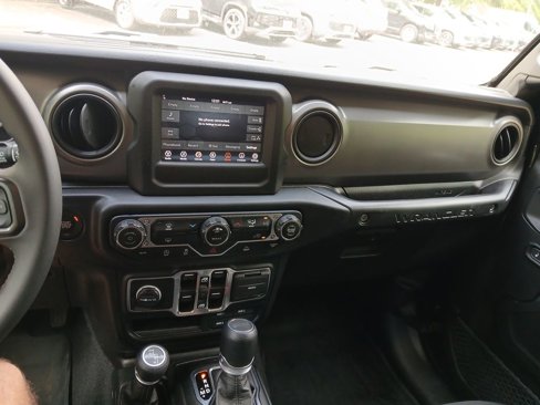 Used 2023 Jeep Wrangler Sport S image 18