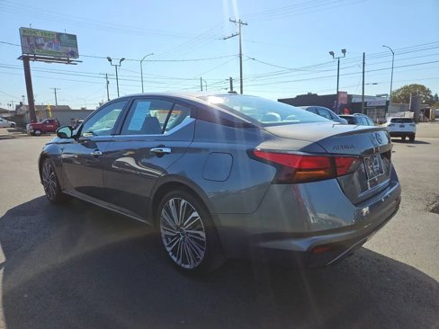 Used 2023 Nissan Altima 2.5 SL image 5