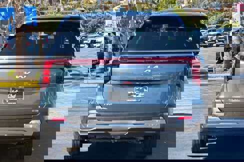 New 2026 Kia Carnival SX image 5