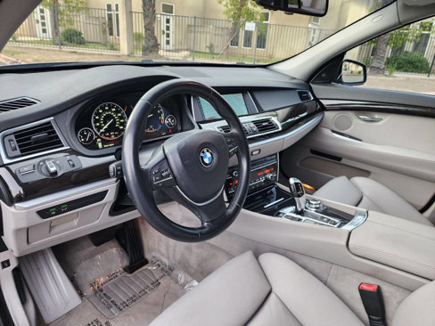 Used 2011 BMW 550i Gran Turismo image 15