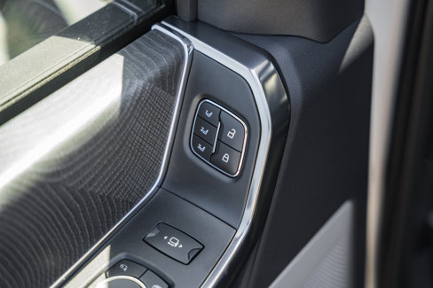 New 2025 Ford F250 Platinum image 49