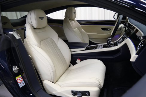 Used 2022 Bentley Continental GT image 25