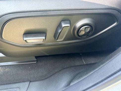 New 2025 Jeep Grand Cherokee L Limited w/ Black Appearance Package image 18