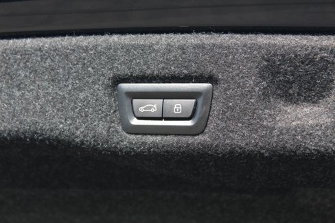 New 2026 BMW M5 w/ Executive Package image 9
