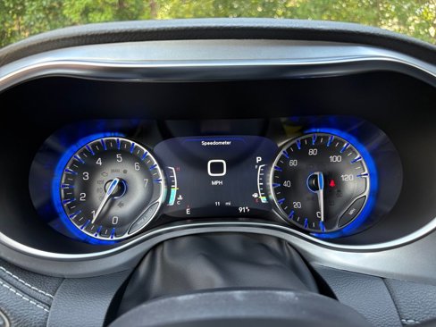 New 2026 Chrysler Pacifica Limited image 19