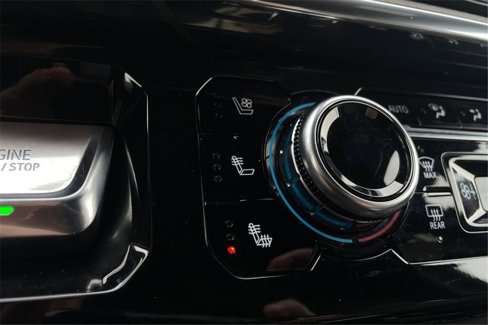 Used 2024 GMC Sierra 3500 Denali w/ Denali Reserve Package image 35