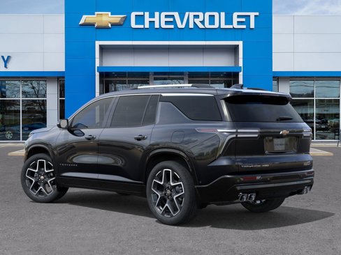 New 2026 Chevrolet Traverse High Country image 3