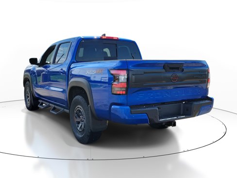 Used 2025 Nissan Frontier PRO-4X image 3