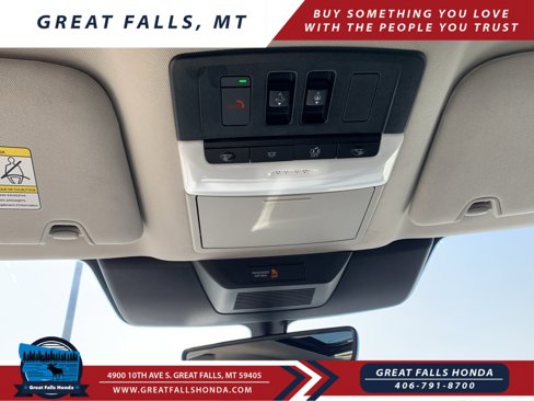 Used 2024 Nissan Pathfinder SV image 18