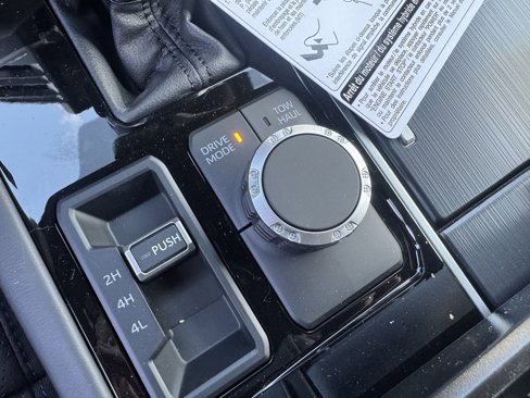 New 2025 Toyota Tundra Platinum image 34