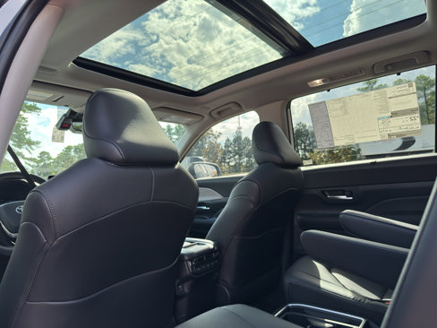 New 2026 Toyota Grand Highlander Limited image 16