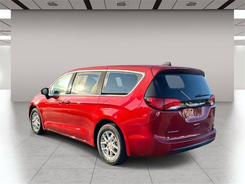 New 2026 Chrysler Voyager LX image 6