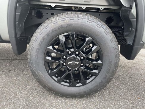 New 2026 Chevrolet Silverado 2500 Custom w/ Custom Convenience Package image 4