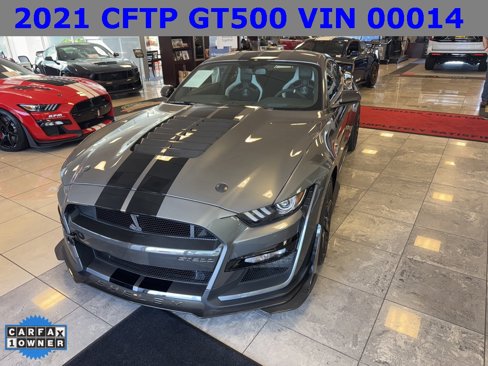 Used 2021 Ford Mustang Shelby GT500 w/ Carbon Fiber Track Pack image 11