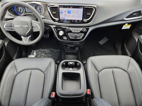 New 2025 Chrysler Pacifica Select image 21