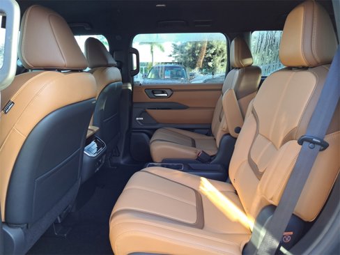 New 2026 Nissan Armada SL image 5