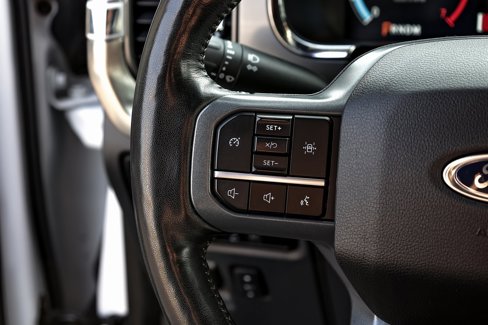 Used 2023 Ford F150 Lariat image 13