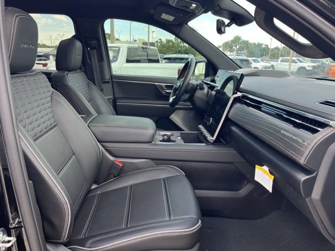 New 2025 GMC Sierra EV Denali image 11