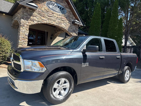 Used 2021 RAM 1500 Tradesman w/ Chrome Appearance Group image 3