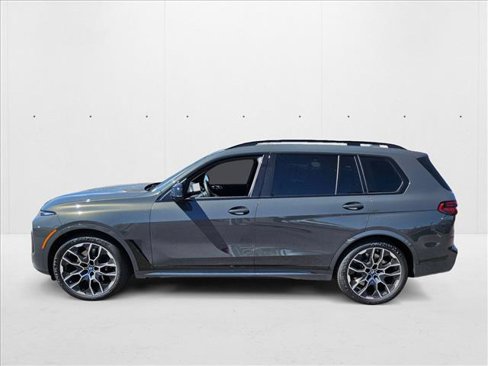 New 2026 BMW X7 M60i w/ Climate Comfort Package image 5