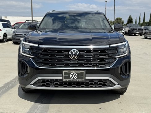 New 2026 Volkswagen Atlas Cross Sport SE image 2
