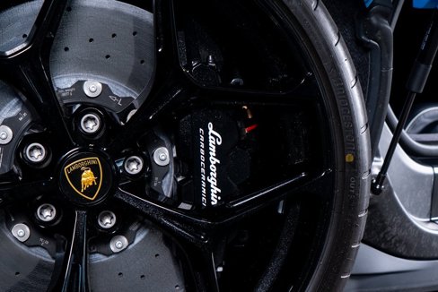 Used 2024 Lamborghini Revuelto image 21