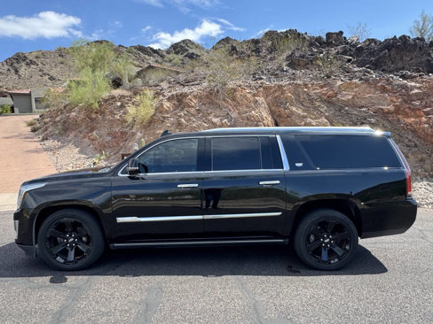 Used 2017 Cadillac Escalade ESV Premium Luxury image 7
